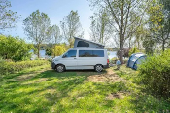 Stellplatz - Prestige-Pitch-Paket - Camping Le Caussanel