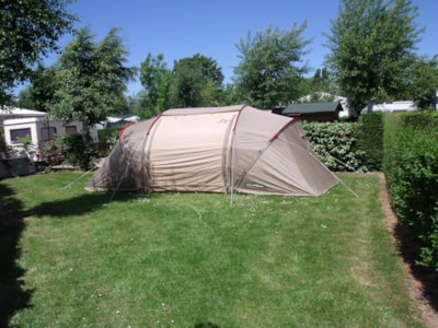 Package Détente (1 tent, 1 car)