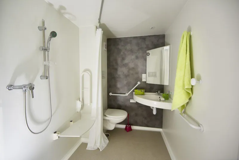 Mobil-Home Pour Personnes À Mobilité Réduite (2 Chambres)