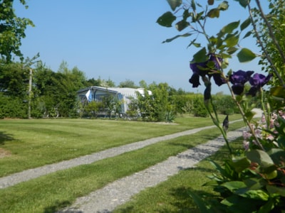 Confort Package: (car + tent or caravan + electricity)