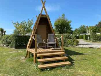 Mietunterkunft - Holzzelt - Camping Le Champ Neuf