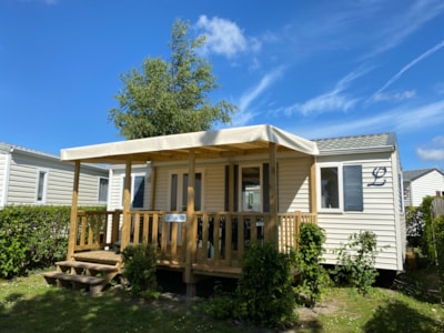 Mobile home (2 bedrooms) with dishwasher, 2 bathrooms and covered terrace