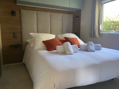 Mobile home VIP (Private SPA + Covered terrace + Dishwasher + Air conditioning) - 4 pers