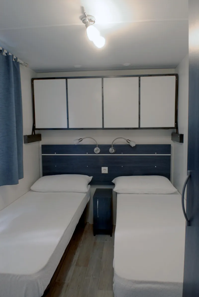 Maxicaravan Capraia (7.3M X 3M) Avec Climatisation