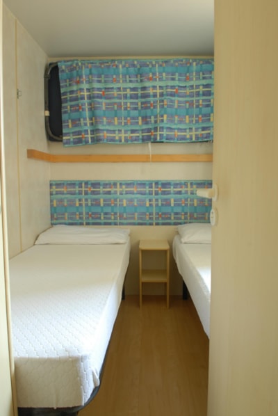 Maxicaravan Rocca (8m x 3m) with air conditioning — 4