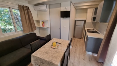Maxicaravan Romantica (7.1m x 3.6m) with air conditioning (NEW) — 3