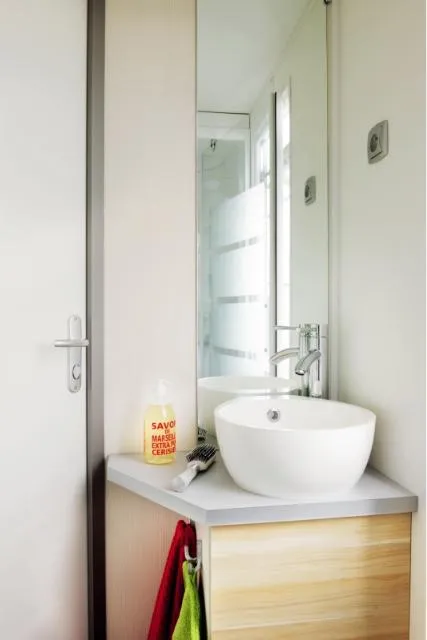 Mobil-Home Premium Capucine - 2 Chambres + Terrasse Semi-Couverte