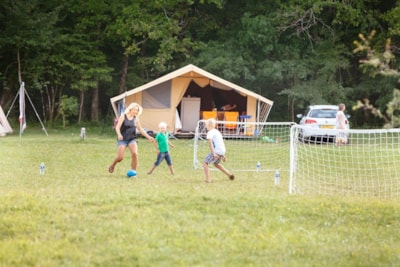 Camping Domaine de Corneuil