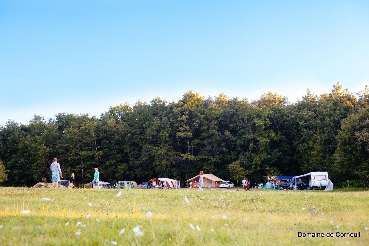 Camping Domaine de Corneuil — Photo 4