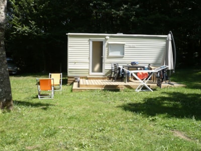 Mobil home Tilleul Eco (2 adults + 2 children) - 2 bedrooms + terrace 12.50m² + no sanitary facilities — 3