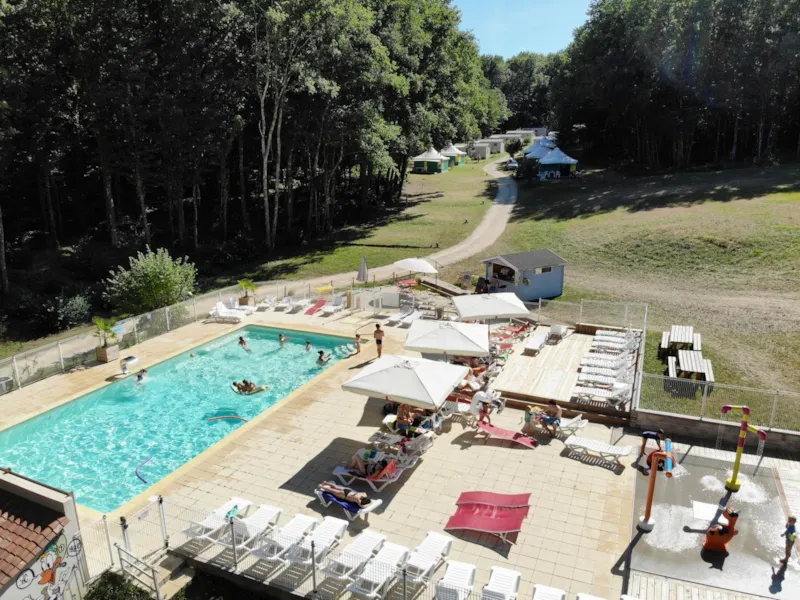 Emplacement Confort Xxl Incluant 2 Personnes, 1 Voiture Et Électricité 10A