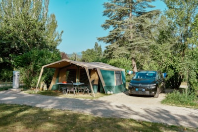 Comfort pitch 100m² Chateau Arnoux — 1