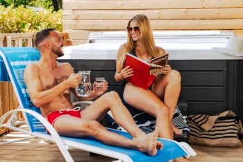 Accommodation - Sunelia Luxe Chalet 2 Bedrooms 35M² - Camping Sunêlia L'Hippocampe