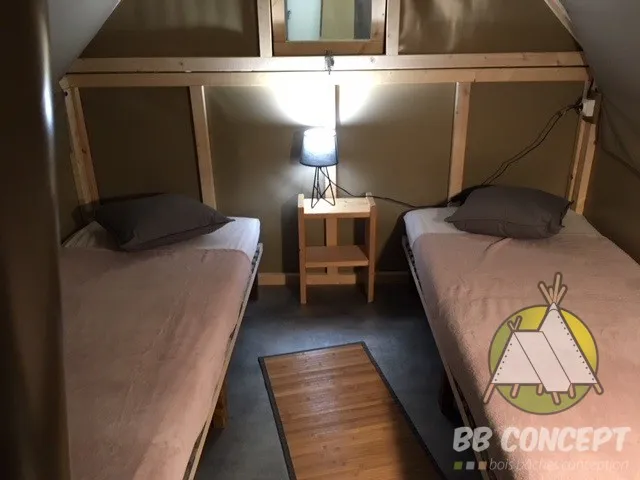 Tente Étape Avec Coffre À Vélo