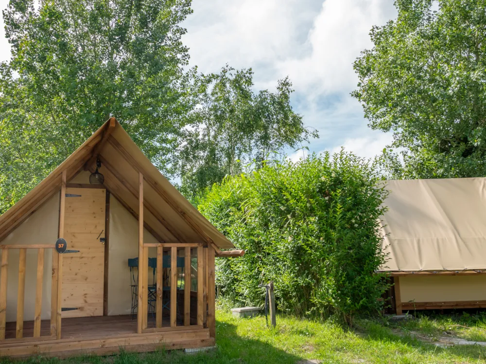 Location - Tente Étape Avec Coffre À Vélo - Camping Les 3 Sablières