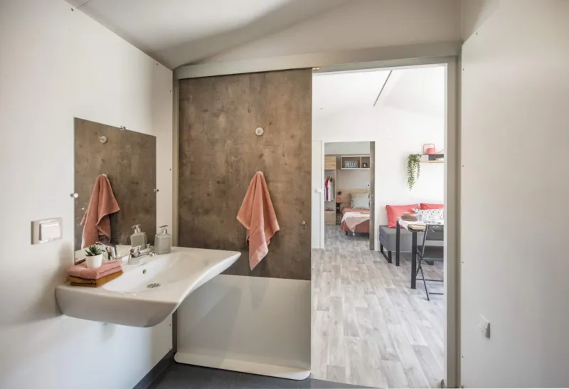 Mobil-Home Pmr Grand Confort 30 M²/ 2 Chambres - Terrasse Couverte