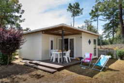 Huuraccommodatie(s) - Houten Chalet 33M² / 3 Slaapkamers + Overdekt Terras - Camping Domaine des Salins