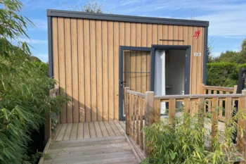 Stellplatz - Emplacement Premium Barrierefrei - Sandaya Le P'tit Bois