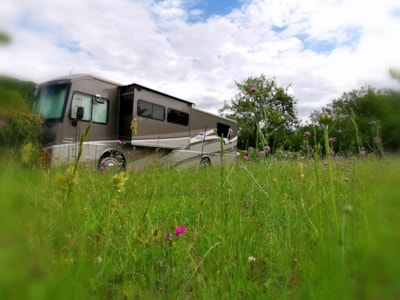 Pitch car tent/caravan + electricity 10A