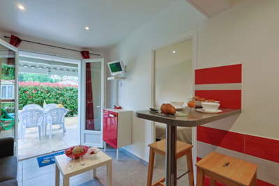 BUNGALOW COCOON AIR CONDITIONNED (1 bedroom)