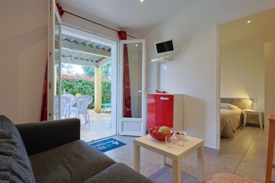 BUNGALOW COCOON AIR CONDITIONNED (1 bedroom)