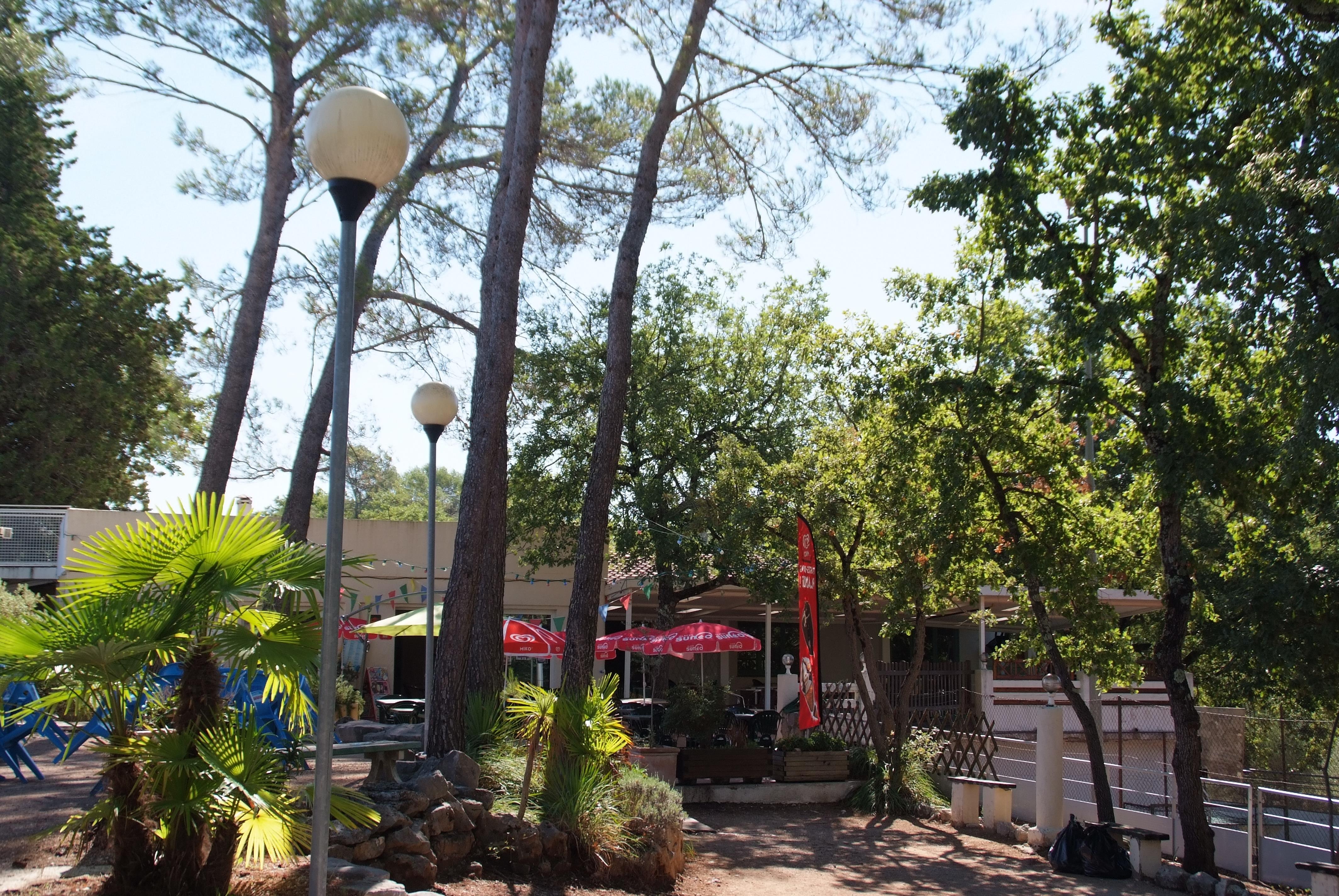 Camping Le Parc - Provence-Alpes-Côte d'Azur - Image n°3 Camping Le Parc - Provence-Alpes-Côte d'Azur - Image n°3
