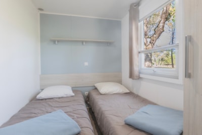 Mobilhome RIVIERA 35m² - sleeps 6 air-conditioned