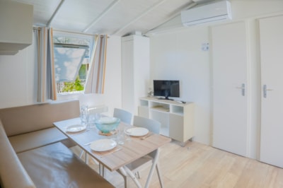 Mobilhome Confort 29m² - 2 adults 3 children air-conditioned