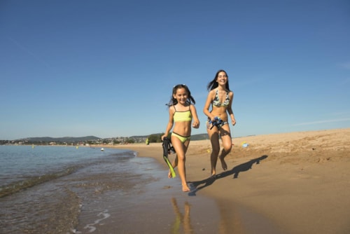 Foto #1 van Camping Homair – La Plage d’Argens