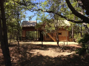 Mietunterkunft - La Cabane Lodge  3 Schlafzimmr - Camping L'Avelanède