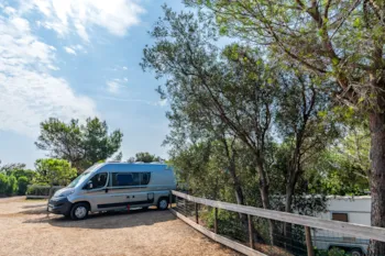 Stellplatz - Standard-Plus-Stellplatz - Camping LA TOUR FONDUE