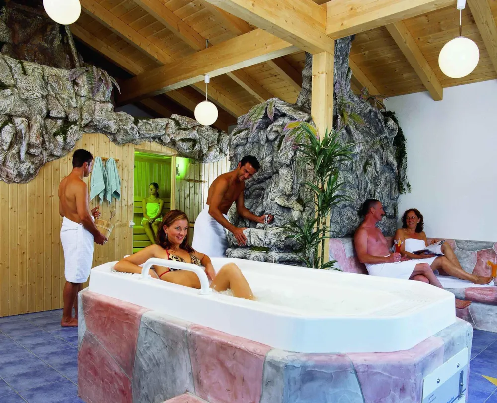 Wellness Seecamping Parth - image n°24 - UniversalBooking