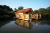 Cabane Flottante Guppy (2 Adultes + 3 Enfants) - 40 M² / 1 Chambre Cabane Flottante Guppy (2 Adultes + 3 Enfants) - 40 M² / 1 Chambre