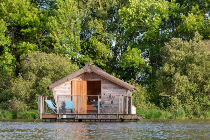 Schwimmende Hütte Bora 1 Zimmer