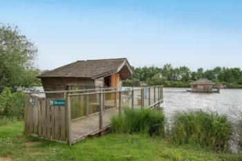 Mietunterkunft - Schwimmende Hütte Marquise 1 Zimmer - Behindertengerechtes - Camping Sandaya Village Flottant de Pressac