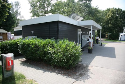 Pitch Cyclist/Pedestrian + Tent — 3