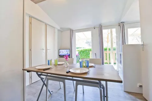 Huuraccommodatie(s) - Stacaravan Riviera Voorzien Van Airconditioning - image n°3 - Camping des Neiges