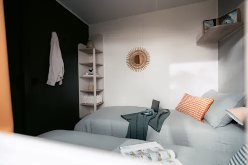 Huuraccommodatie(s) - Agora 3Ch Stacaravan Voorzien Van Airconditioning - image n°3 - Camping des Neiges
