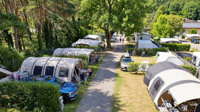 High comfort package (Pitch for car + tent / caravan or motorhome, electricity 10A)