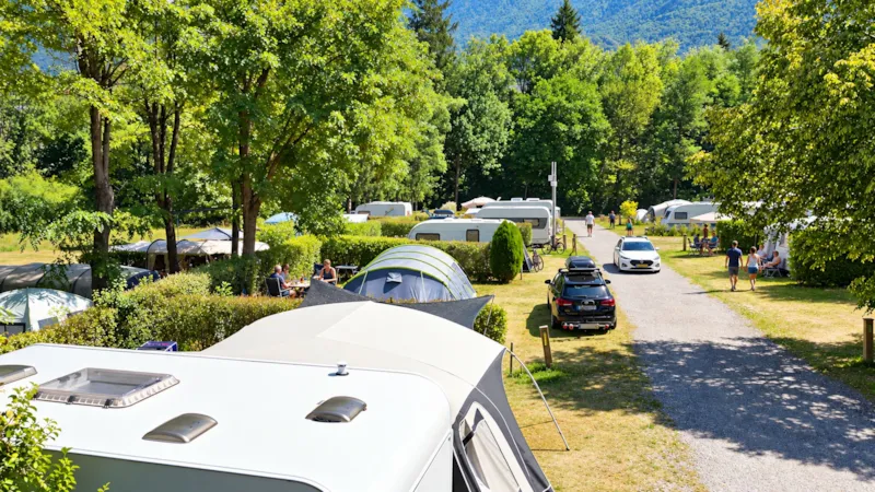 Forfait Grand Confort   ( Tente/Caravane Ou Camping-Car,  Electricite 10A + Eau)