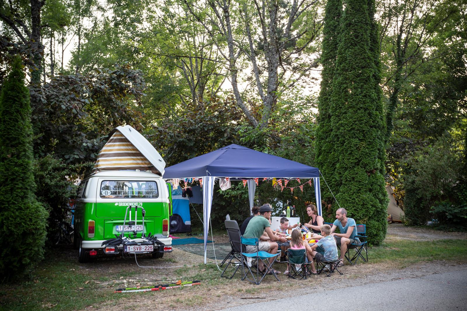 Stellplatz - Camping Stellplatz  Comfort - Huttopia Lac d’Aiguebelette