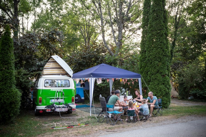 Emplacement Camping  Confort