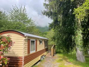 Locatif - ROULOTTE - 17M² - 1 CHAMBRE - SANS SANITAIRE PRIVÉ - Camping Le Crêtoux