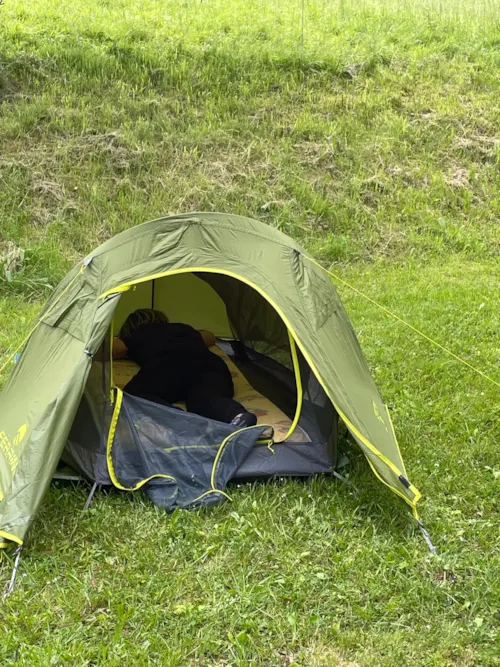 Location - Tente 1 Personne Prête À Camper - image n°2 - Camping Le Crêtoux