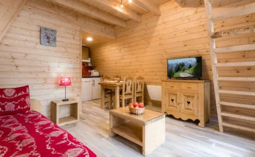 Mietunterkunft - Chalet Datcha - 23M² - 1 Schlafzimmer - - image n°3 - Clico Chic - Alpes Lodges