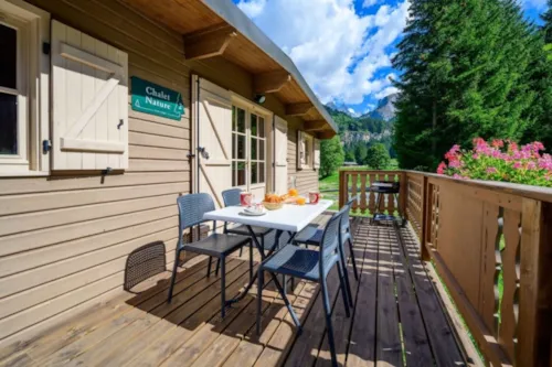 Location - Chalet Nature - 35M² - 2 Chambres - - image n°2 - Clico Chic - Alpes Lodges