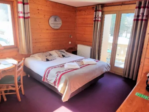 Bedroom - Double Room With Balcony - 19M² - - image n°4 - Clico Chic - Alpes Lodges