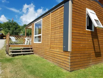 Mietunterkunft - Chalet Mobile Home Loggia 2, 4 Personnes + Bébé - Camping du Col