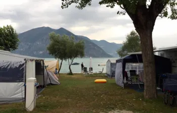 Stellplatz - Place On The 4Line - Camping Covelo