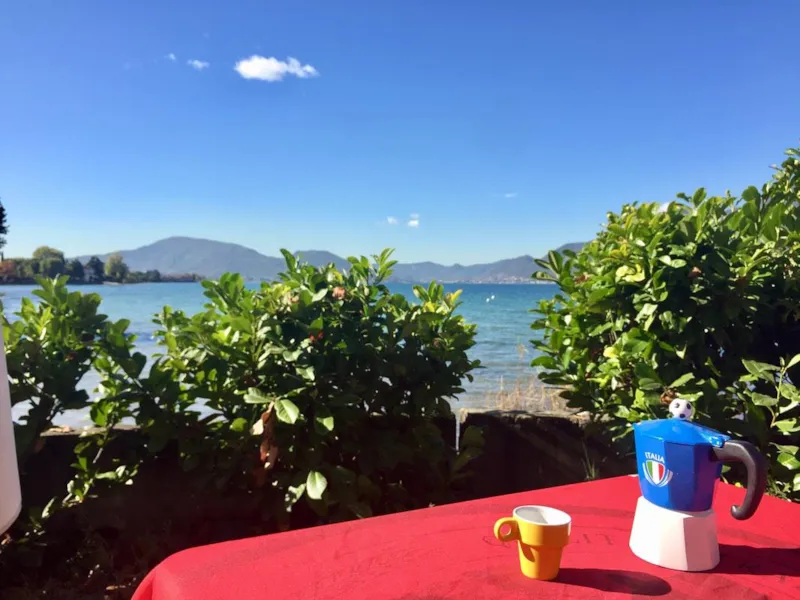 Caravane En Location Vue Lac